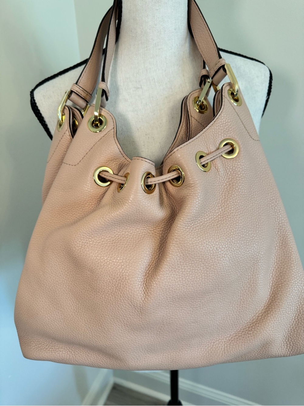 Michael Kors Blush Pink Pebbled Leather Tassel Drawstring Hobo - Picture 2 of 6